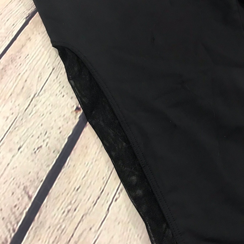 Onzie Flow Tuxedo Capri Work Out Gym Leggings - Picture 4 of 7